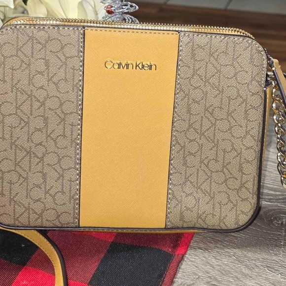 1-100- Vintage and Modern Purse Show Unlisted - Picture 4 of 16